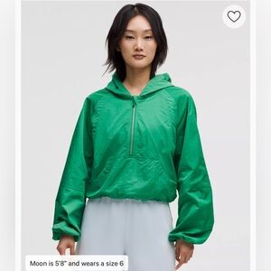 Lululemon Scuba Cropped Anorak Sz 12 Raceway Green